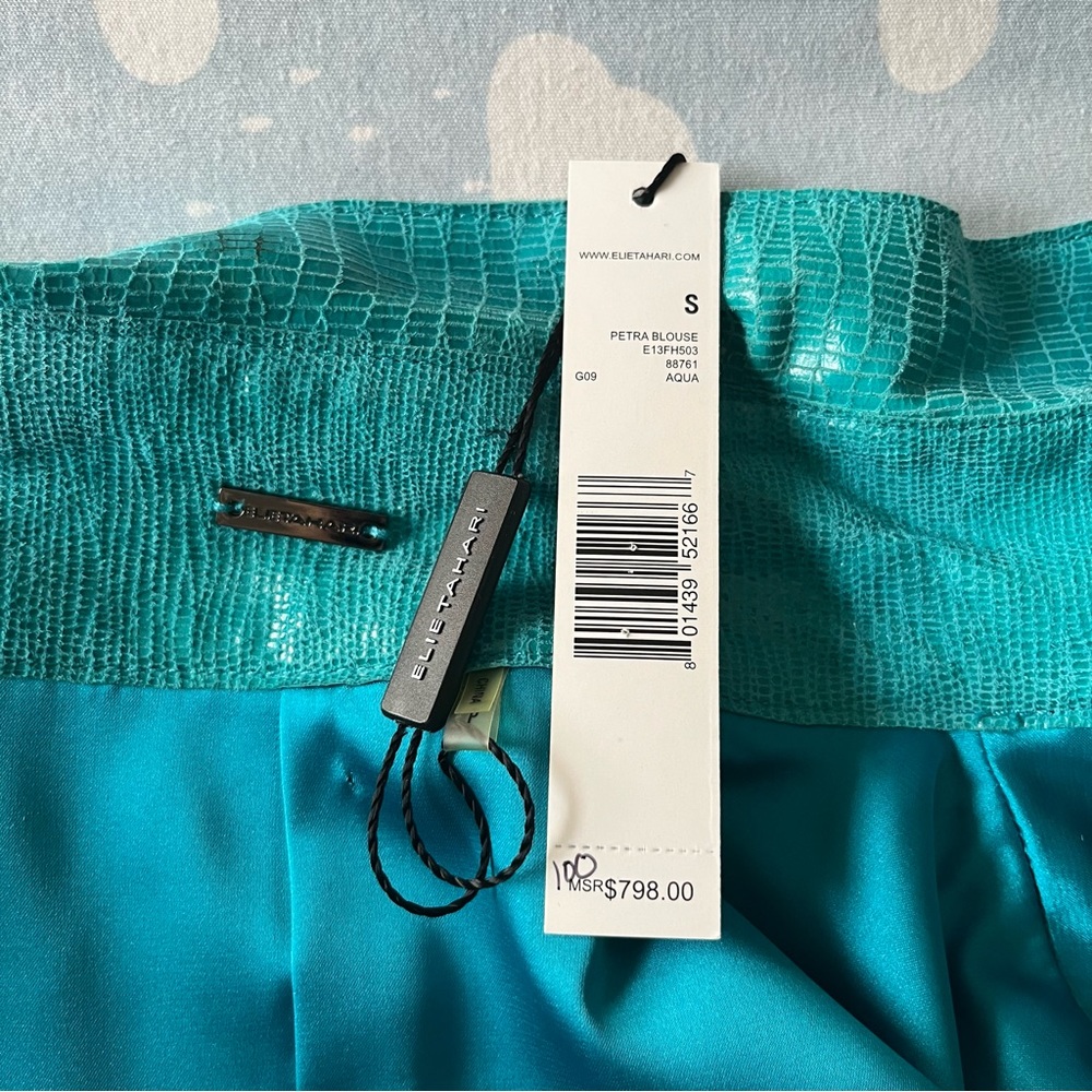 Gorgeous turquoise 100% goat leather shacket from Elie Tahari - Picture 7 of 7